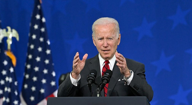 Biden-Officials-Scramble-to-Change-Definition-of-Recession-as-Recession-Looms