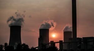 U.N. Declares 'No Return to Fossil Fuels' Despite Energy Crisis