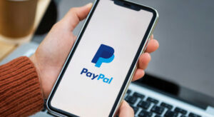 PayPal Resorts to Offering $15 To Stop Surge Of People Cancelling Accounts