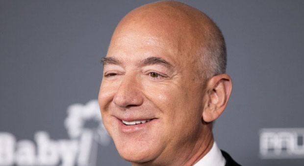 Jeff Bezos Pledges to Give Away Most of His Wealth to Fight ‘Climate Change’