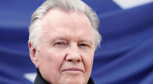 Jon Voight: Only Donald Trump Can 'Stop the Swamp'