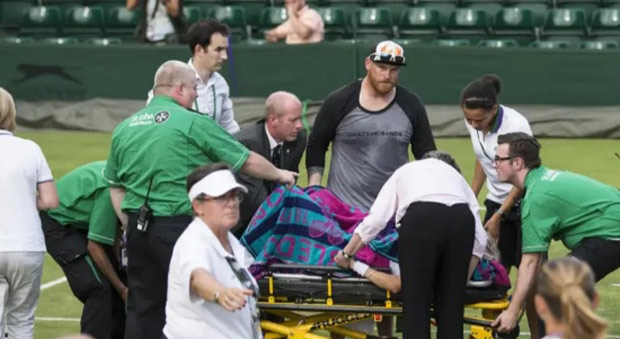 Tennis Champ, 43, Collapses and Dies on Court