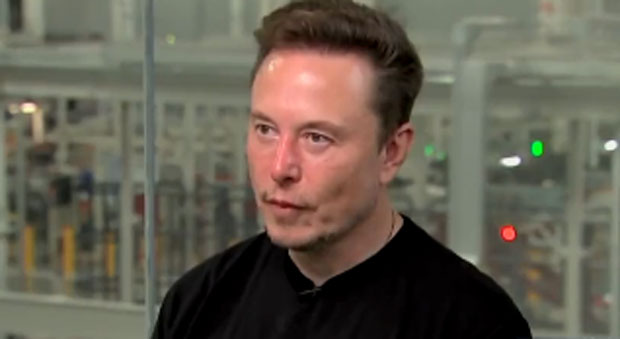 Elon Musk FBI Engaged in Election Interference by Suppressing Hunter Biden Laptop Story