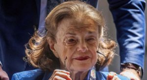 Feinstein Suffers BLACKOUT Doesn-t Remember Being Gone from Senate for 10 Weeks