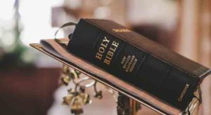 AZ School Board Member Sues District for Stopping Her Quoting Bible