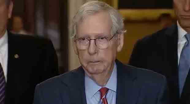Mitch McConnell Deemed Medically Clear to Continue despite Multiple Freezing Incidents