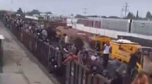 Video Shows Thousands of Migrants on Train Heading toward US Border from Mexico