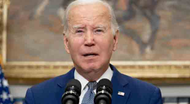Biden Admin Orders ALL Banks to Accept Illegal Immigrants' Loan Applications
