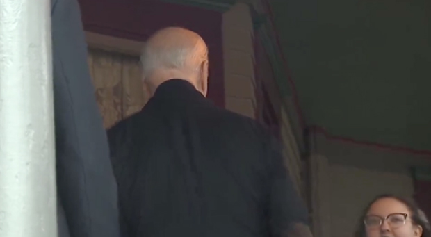 Biden's Handlers Freak Out as Tries to Take Press Questions 'Freestyle'