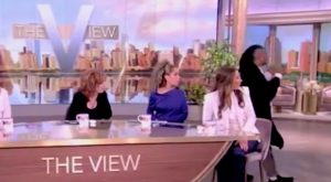 Whoopi Goldberg Flips Out on Audience Member: ‘Don’t Pull It Out Again!’