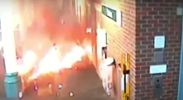 Electric ‘E-bike’ Bursts into Flames at London Train Station